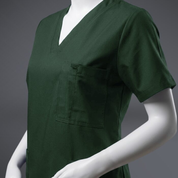 Pocket Scrub Green Close Up A close up photo of a fashionable green Pocketed scrub on a mannequin.