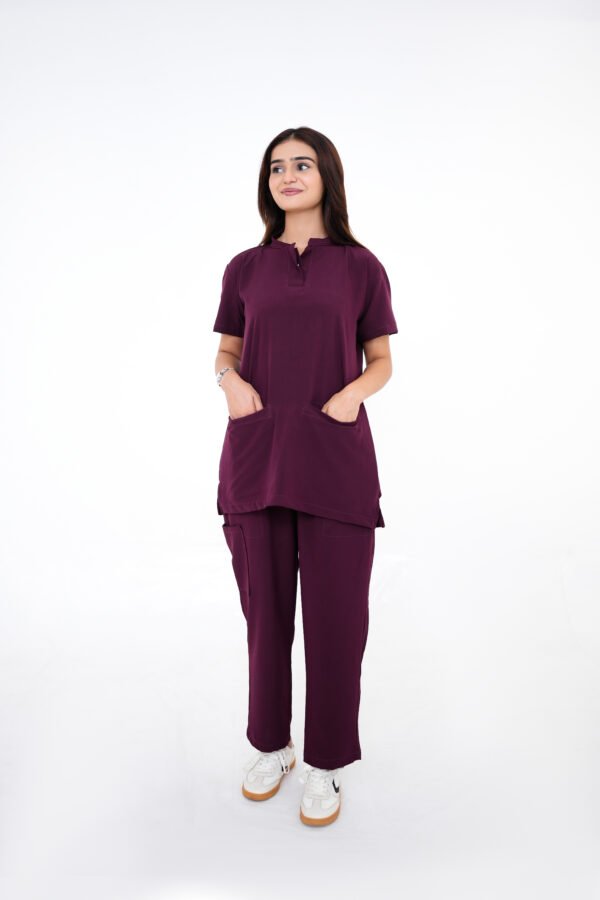 2 Trad Female Scrub Set